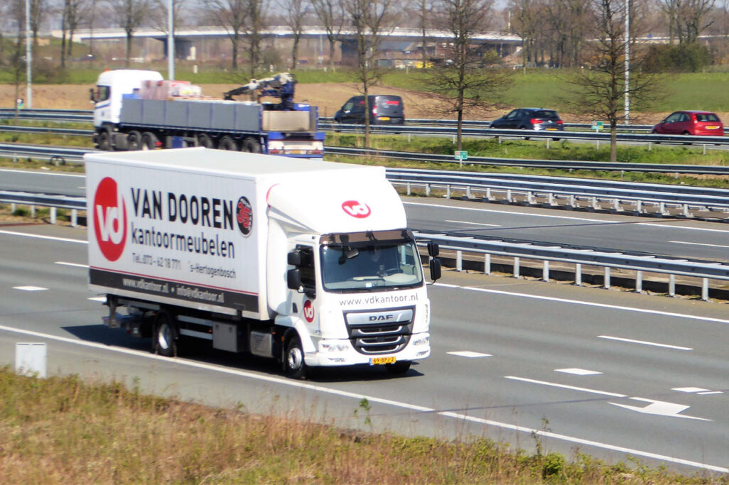 VAN DOOREN