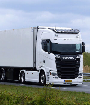 SCANIA S 650