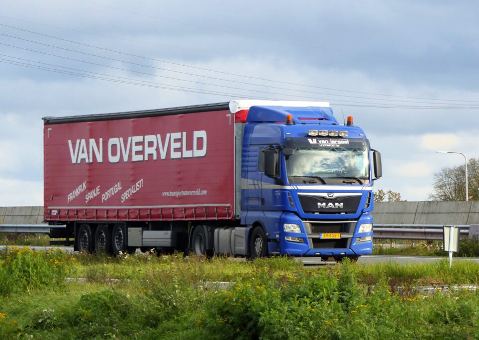 VAN OVERVELD