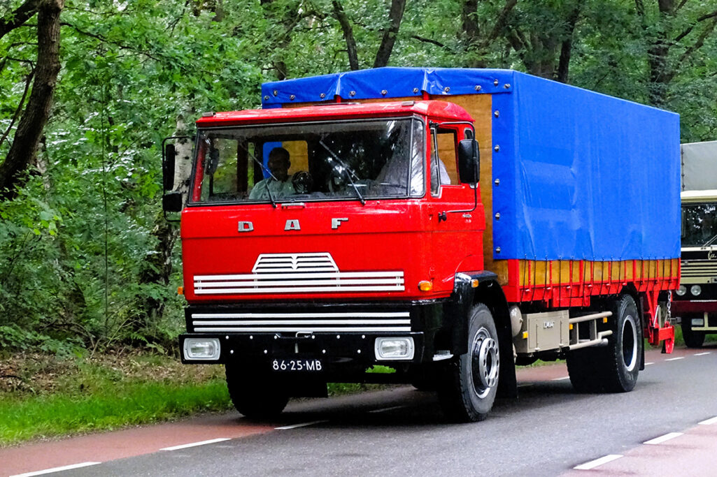 DAF2000