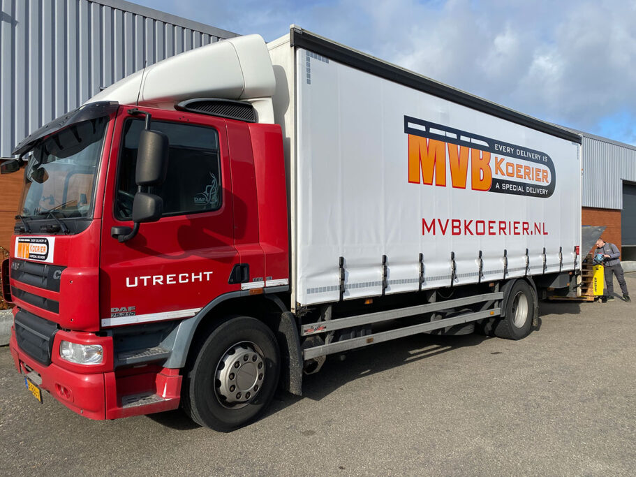 DAF CF MVB Koerier BV