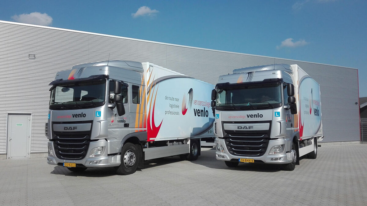 2 nieuwe DAF’s euro 6 voor Vervoerscollege Venlo