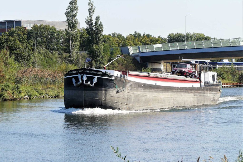 HEERENSCHIP