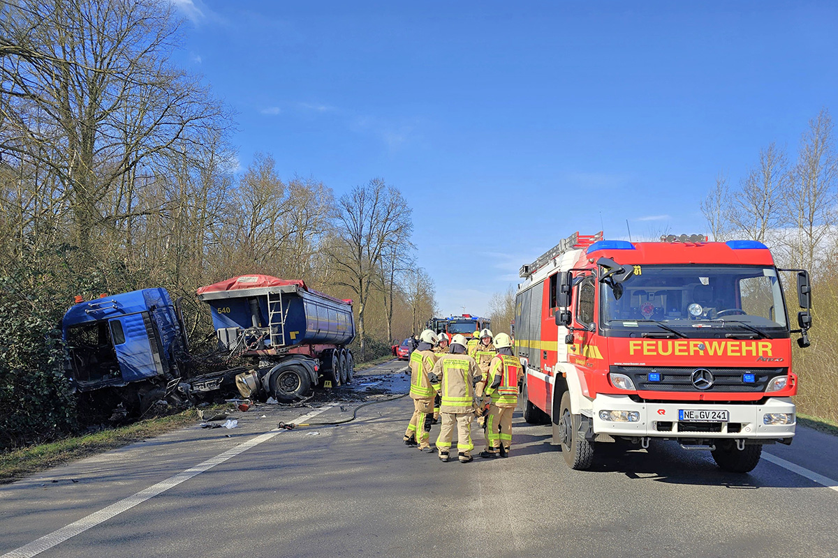 Tragic Collision on German L116: Two Dead, One Injured in Truck-Car Crash